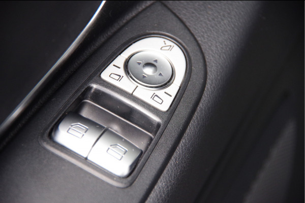 Mercedes-Benz Vito 116 CDI L2 Select LED, LEDER, TREKHAAK, ADAPT. CRUISE, STOEL/STUURVERWARMING, CAMERA, NAVI, CLIMA, NL AUTO, NAP