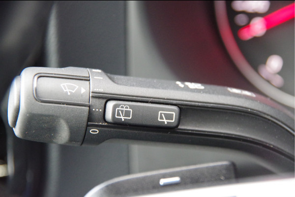 Mercedes-Benz Vito 116 CDI L2 Select LED, LEDER, TREKHAAK, ADAPT. CRUISE, STOEL/STUURVERWARMING, CAMERA, NAVI, CLIMA, NL AUTO, NAP