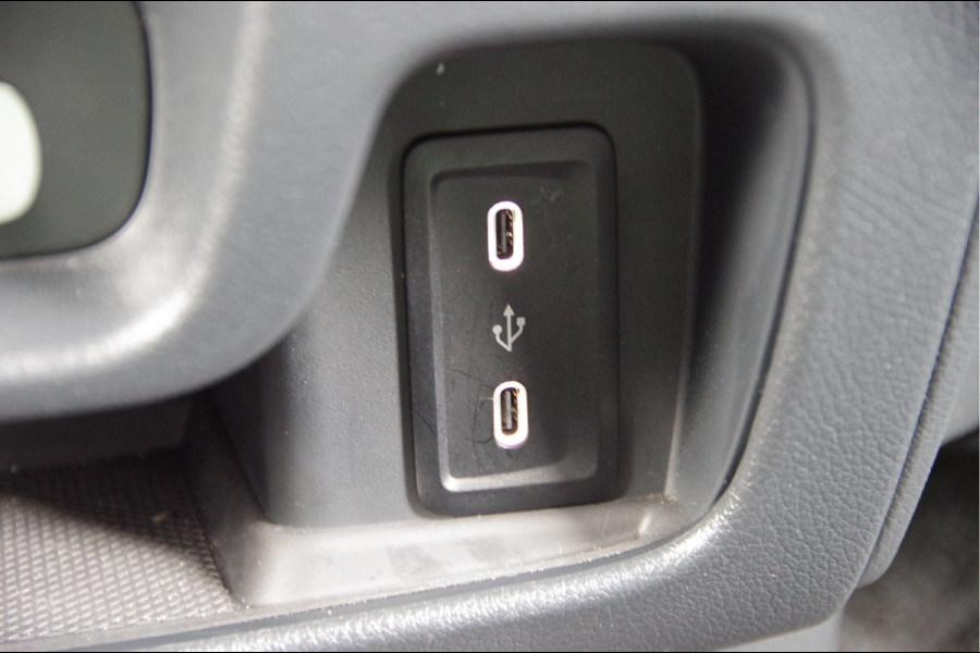 Mercedes-Benz Vito 116 CDI L2 Select LED, LEDER, TREKHAAK, ADAPT. CRUISE, STOEL/STUURVERWARMING, CAMERA, NAVI, CLIMA, NL AUTO, NAP