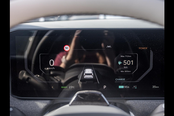Kia EV3 GT-Line 81.4 kWh l Long range l Schuif kantel dak l Stoel / Stuurwielverwarming l Navigatie l Direct beschikbaar