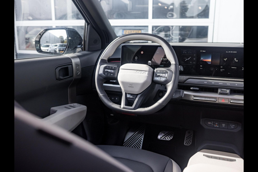 Kia EV3 GT-Line 81.4 kWh l Long range l Schuif kantel dak l Stoel / Stuurwielverwarming l Navigatie l Direct beschikbaar