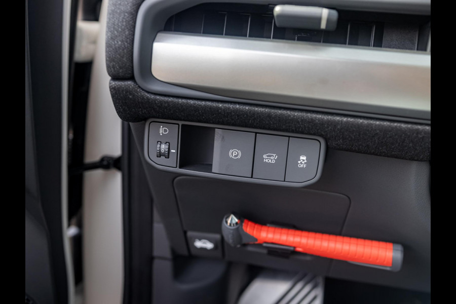 Kia EV3 GT-Line 81.4 kWh l Long range l Schuif kantel dak l Stoel / Stuurwielverwarming l Navigatie l Direct beschikbaar