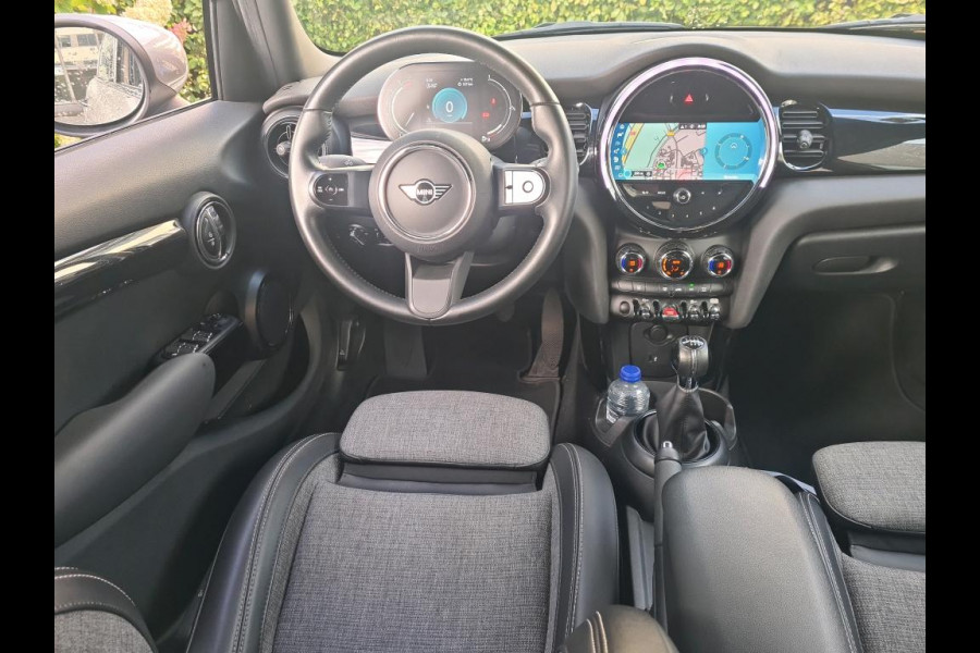 MINI Mini 1.5 One Business Edition NL AUTO | 1\2 LEDER | PDC |
