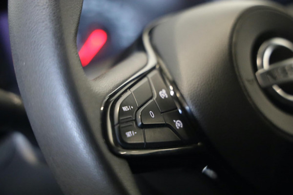 Nissan Primastar 2.0 dCi L2/H1 LED ACENTA CAMERA PDC CRUISE AIRCO NAP TREKHAAK ZWART IMPERIAAL INRICHTING LEASE V/A 144,- p.m.