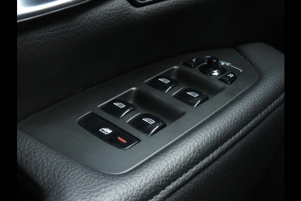 Volvo V90 2.0 T4 Momentum AUTOMAAT | DEALER ONDERHOUDEN | MICHELIN BANDEN | VOL LEDER INTERIEUR |