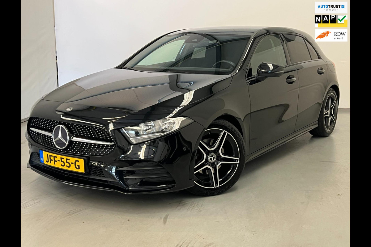 Mercedes-Benz A-Klasse 200 AMG Night Edition / Sfeerverlichting