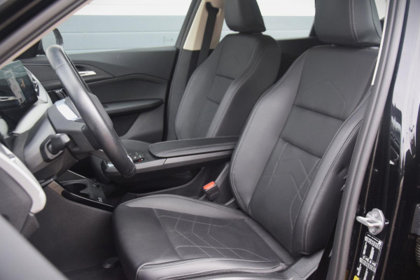 BMW iX1 XDrive30 Launch Edition 67 kWh + 7.757 EURO AAN EXTRA OPTIES!!