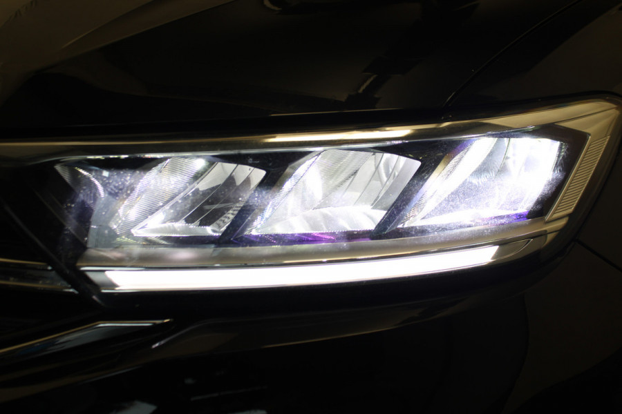 Volkswagen T-Roc 1.5 TSI R-Line Business+