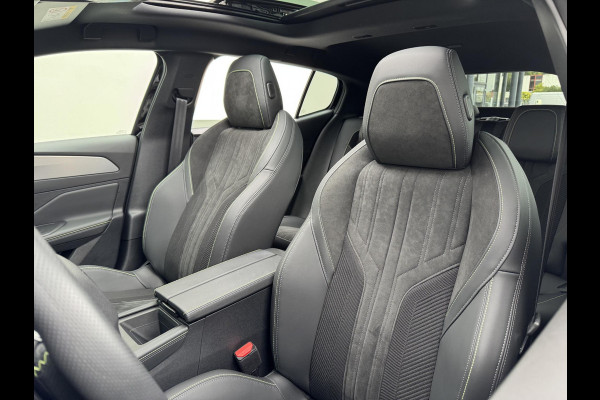 Peugeot 408 1.2 Hybrid 145 e-DCS6 GT | Panoramadak | Alcantara AGR stoelen | Hifi pakket | 360 pakket | Prijs is rijklaar