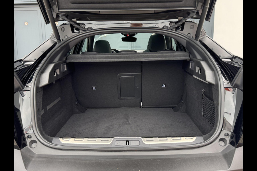 Peugeot 408 1.2 Hybrid 145 e-DCS6 GT | Panoramadak | Alcantara AGR stoelen | Hifi pakket | 360 pakket | Prijs is rijklaar