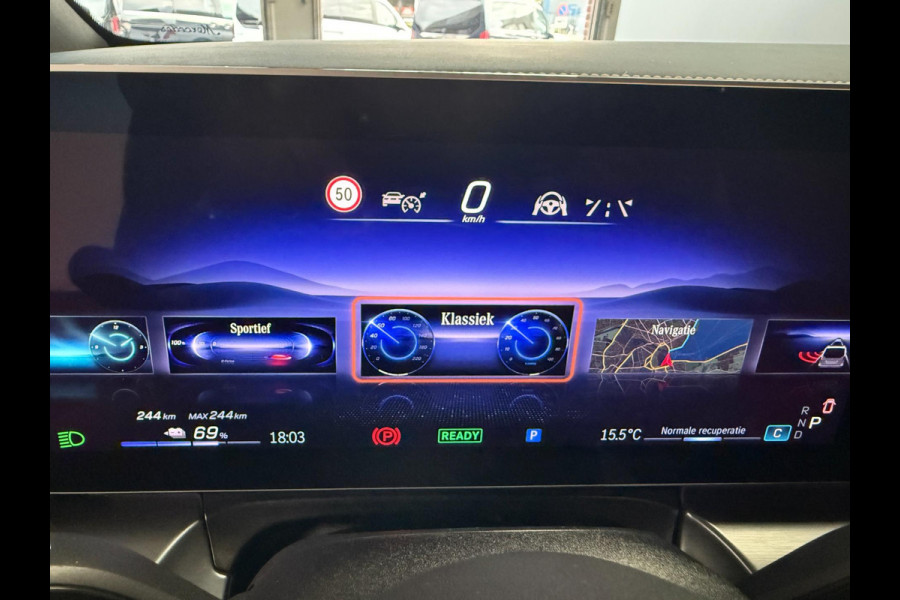Mercedes-Benz Eqv 300 L2 - 8-pers AMG Facelift - Inter. & Exterieur pakket - 360 - Elec. deuren - Vol Opties - Incl. Garantie