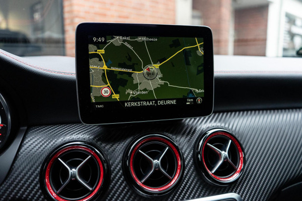 Mercedes-Benz A-Klasse AMG 45 4MATIC Pano / Memory / Apple car play