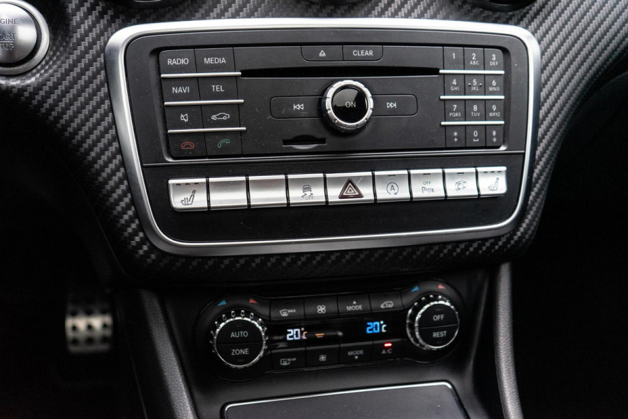 Mercedes-Benz A-Klasse AMG 45 4MATIC Pano / Memory / Apple car play