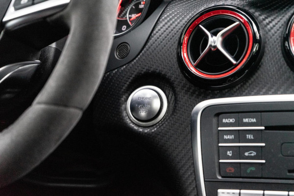 Mercedes-Benz A-Klasse AMG 45 4MATIC Pano / Memory / Apple car play