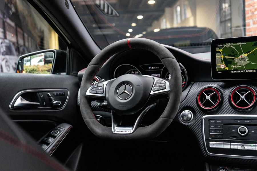 Mercedes-Benz A-Klasse AMG 45 4MATIC Pano / Memory / Apple car play