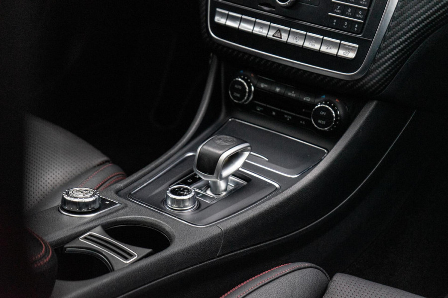 Mercedes-Benz A-Klasse AMG 45 4MATIC Pano / Memory / Apple car play