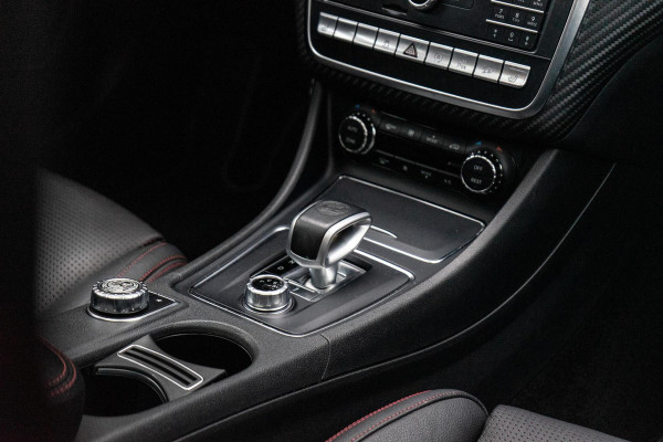 Mercedes-Benz A-Klasse AMG 45 4MATIC Pano / Memory / Apple car play