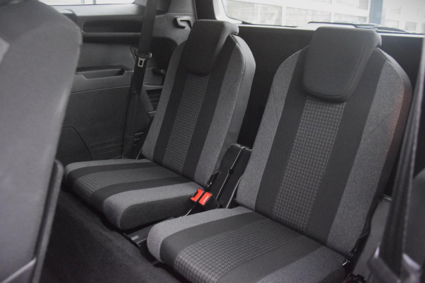 Peugeot 5008 1.2 PureTech Active Pack Business LED KOPLAMPEN/7 PERSOONS