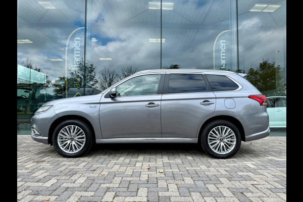 Mitsubishi Outlander 2.4 PHEV Intense+ 4WD, 1e eigenaar, CarPlay, Trekhaak, Sunroof