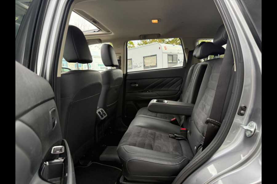 Mitsubishi Outlander 2.4 PHEV Intense+ 4WD, 1e eigenaar, CarPlay, Trekhaak, Sunroof