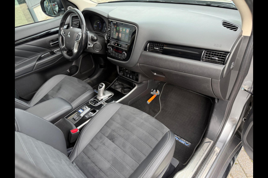 Mitsubishi Outlander 2.4 PHEV Intense+ 4WD, 1e eigenaar, CarPlay, Trekhaak, Sunroof