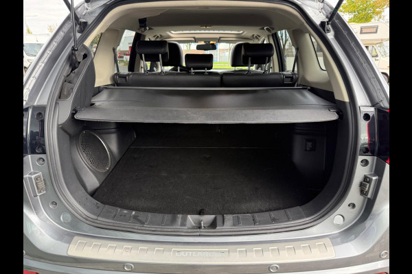 Mitsubishi Outlander 2.4 PHEV Intense+ 4WD, 1e eigenaar, CarPlay, Trekhaak, Sunroof