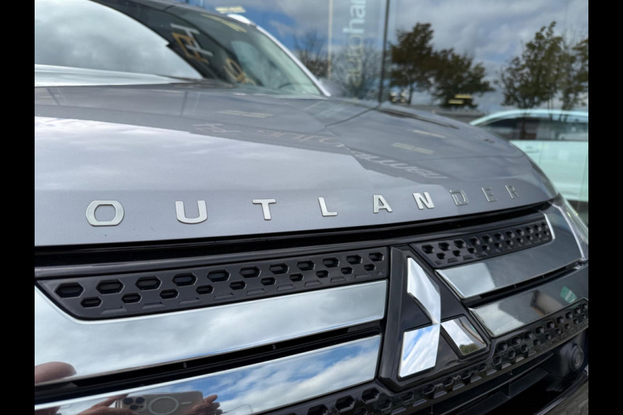 Mitsubishi Outlander 2.4 PHEV Intense+ 4WD, 1e eigenaar, CarPlay, Trekhaak, Sunroof