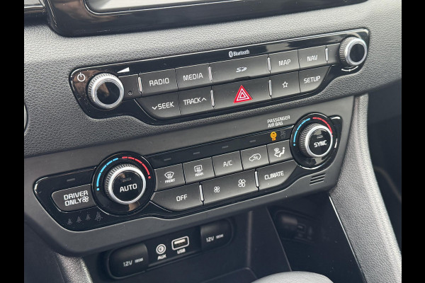 Kia Niro 1.6 GDi Hybrid DynamicPlusLine | Stoel en stuurverwarming | Navigatie | Achteruitrijcamera |