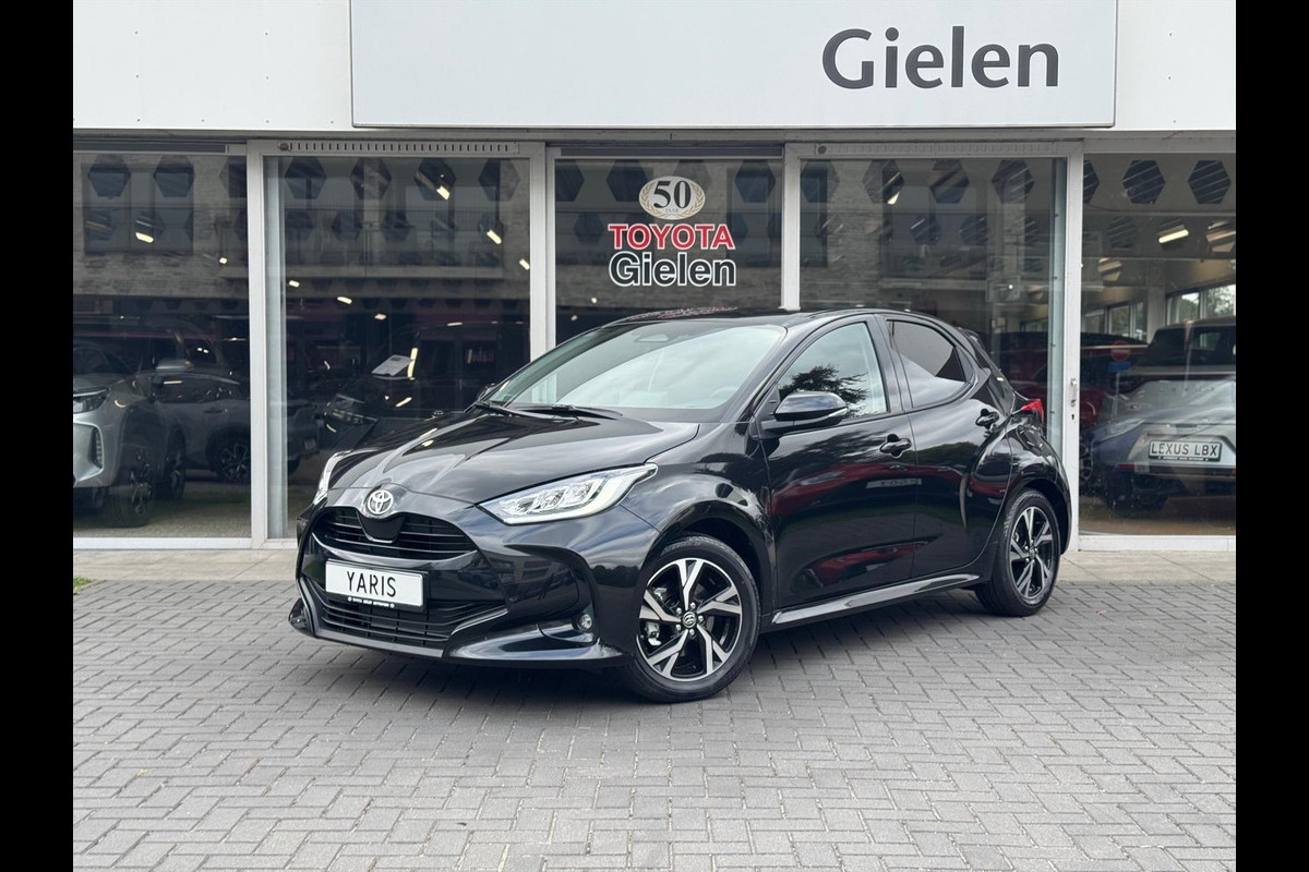 Toyota Yaris Hybrid Dynamic Plus | Stoel + Stuurverwarming, Lichtmetalen velgen, Keyless, Licht + Regensensor, Startknop