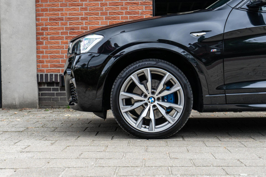 BMW X4 M40i High Executive M-Sport Pano / Camera / Memory