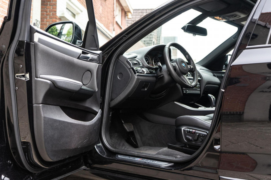 BMW X4 M40i High Executive M-Sport Pano / Camera / Memory