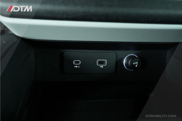 Land Rover Defender 110 2.0 P400e 110 X-Dynamic S | Full Urban | Panoramadak