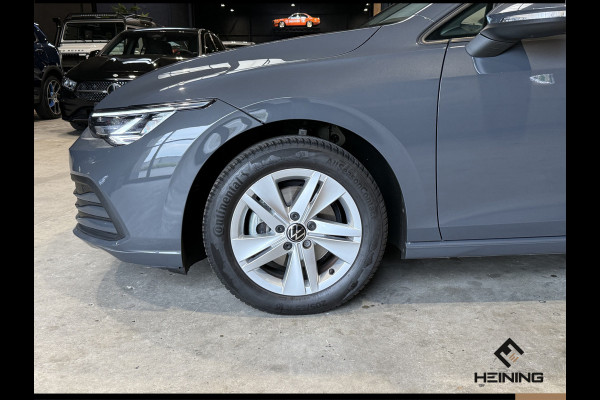 Volkswagen Golf 1.0 eTSI Life. Automaat. Navi. Apple carplay. Adaptive. Hollandse auto met NAP Volkswagen Golf 1.0 eTSI Life. Automaat. Navi. Apple carplay. Adaptive. Hollandse auto met NAP