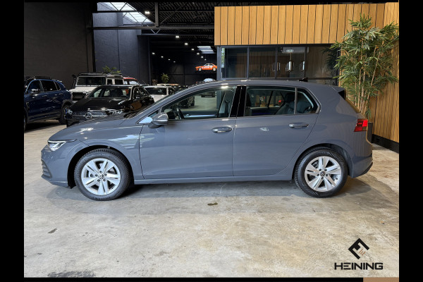 Volkswagen Golf 1.0 eTSI Life. Automaat. Navi. Apple carplay. Adaptive. Hollandse auto met NAP Volkswagen Golf 1.0 eTSI Life. Automaat. Navi. Apple carplay. Adaptive. Hollandse auto met NAP