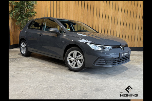Volkswagen Golf 1.0 eTSI Life. Automaat. Navi. Apple carplay. Adaptive. Hollandse auto met NAP Volkswagen Golf 1.0 eTSI Life. Automaat. Navi. Apple carplay. Adaptive. Hollandse auto met NAP