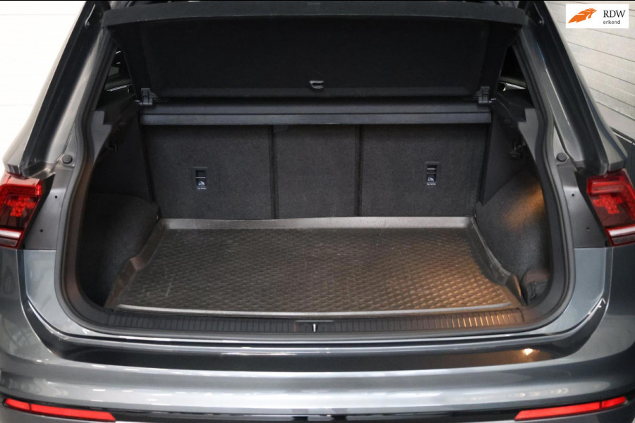 Volkswagen Tiguan 2.0 TSI 4Motion 220+PK R-LINE LED/VIRTUAL/HUD/PANO/LEER+S.VERWARMING+MEMORY/20"/360 CAM/LINE/ACC/12 MDN GARANTIE