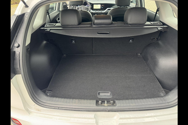 Kia Niro 1.6 GDi Hybrid DynamicLine | Navigatie | Trekhaak | Achteruitrijcamera |