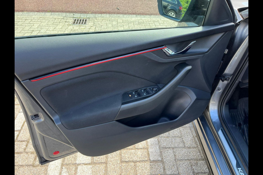 Škoda Kamiq 1.5 TSI 150PK Monte Carlo Edition PANO GARANTIE