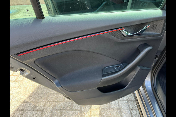 Škoda Kamiq 1.5 TSI 150PK Monte Carlo Edition PANO GARANTIE