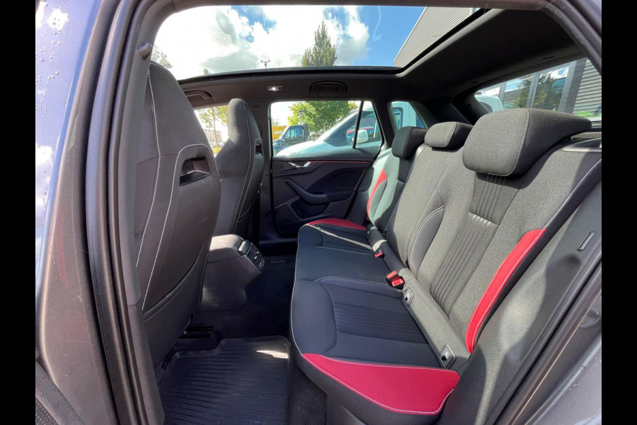 Škoda Kamiq 1.5 TSI 150PK Monte Carlo Edition PANO GARANTIE