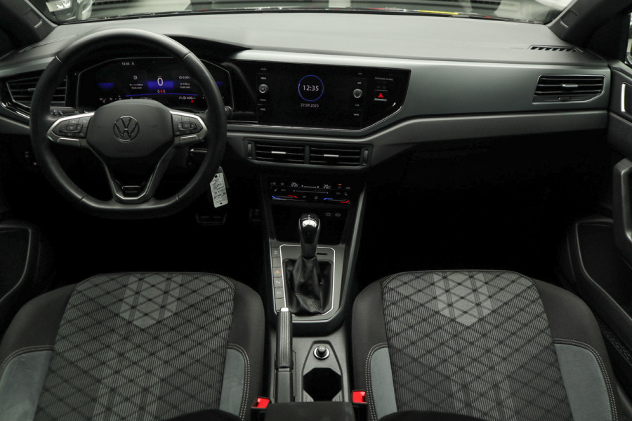 Volkswagen Taigo 1.5 TSI R-Line NAVI - VITUAL - CAMERA - MATRIX