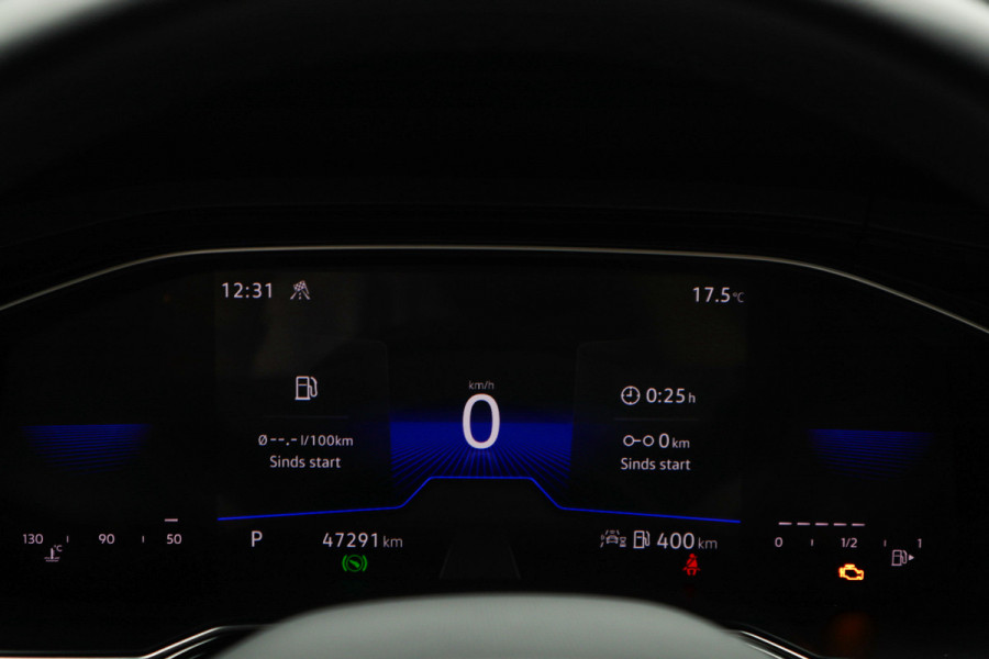 Volkswagen Taigo 1.5 TSI R-Line NAVI - VITUAL - CAMERA - MATRIX