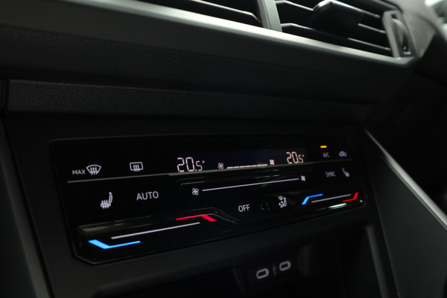Volkswagen Taigo 1.5 TSI R-Line NAVI - VITUAL - CAMERA - MATRIX