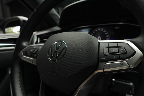 Volkswagen Taigo 1.5 TSI R-Line NAVI - VITUAL - CAMERA - MATRIX