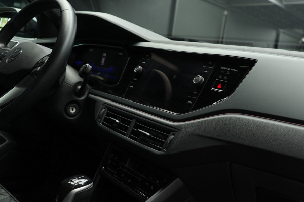 Volkswagen Taigo 1.5 TSI R-Line NAVI - VITUAL - CAMERA - MATRIX