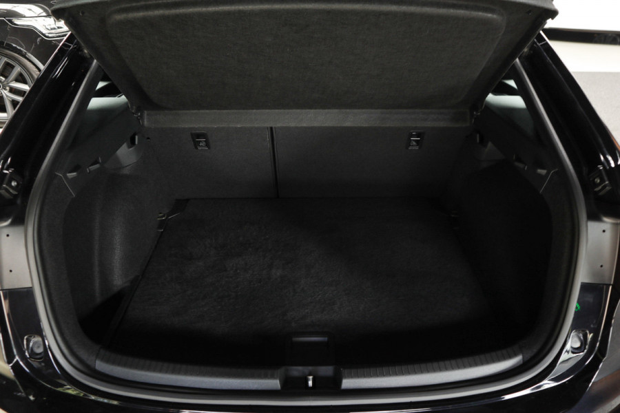 Volkswagen Taigo 1.5 TSI R-Line NAVI - VITUAL - CAMERA - MATRIX