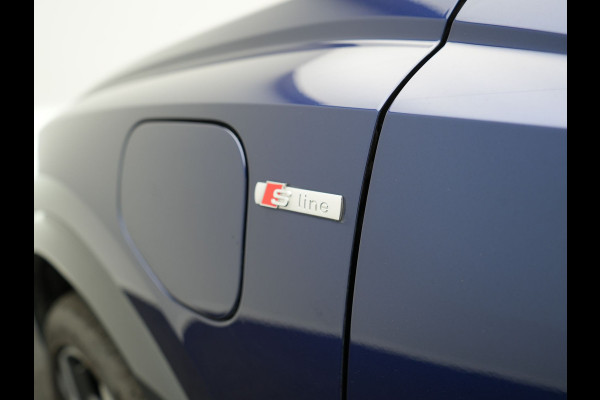 Audi Q3 45 TFSI e S Line Plug In Hybrid 245pk Dealer O.H PHEV | Matrix LED | Cruise Control | Sonos Soundsystem | Apple Carplay | Lane Assist | Lederen Sportstoelen Verwarmd | L.M. 20" |