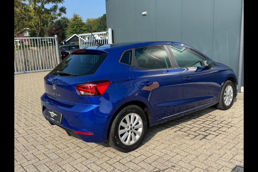 Seat Ibiza 1.0 TSI Style * Navigatie * Camera * Lichtmetalen Velgen * Cruise Control *
