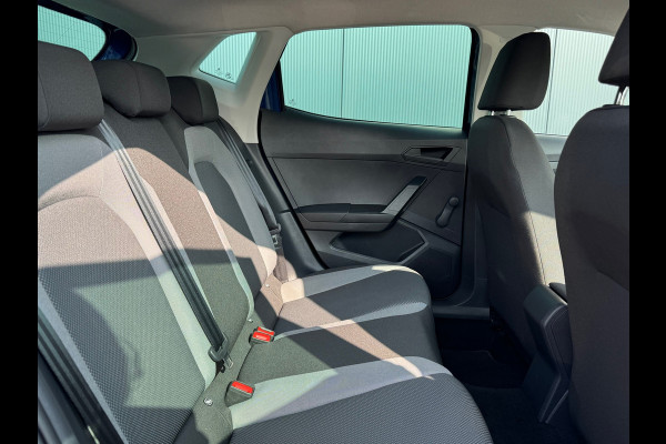 Seat Ibiza 1.0 TSI Style * Navigatie * Camera * Lichtmetalen Velgen * Cruise Control *