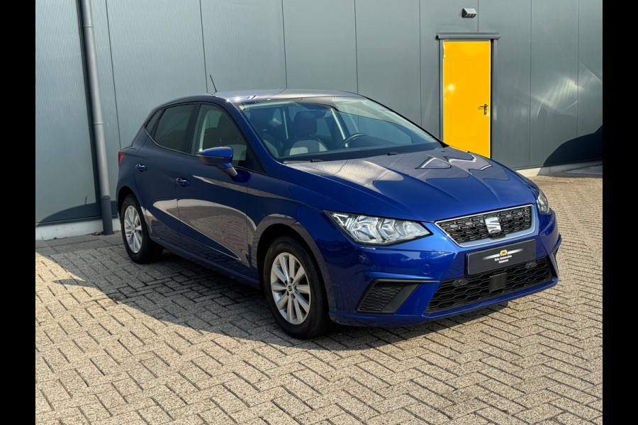 Seat Ibiza 1.0 TSI Style * Navigatie * Camera * Lichtmetalen Velgen * Cruise Control *